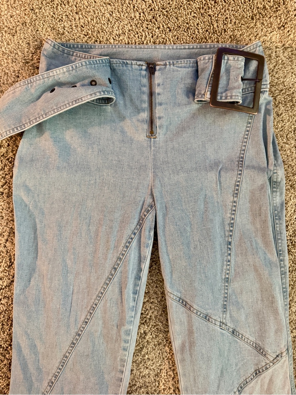 Newport News Jeanology Patchwork Light Blue Wash Flared Jeans w/Wide Belt, Sz 8 - Picture 3 of 9